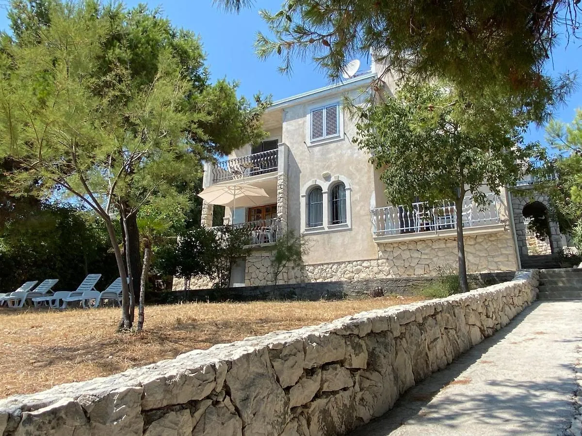 Apartman V2 Seget Vranjica